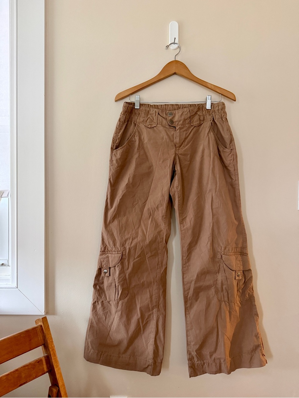 Anthropologie Pilcro Low Rise Relaxed Flare Cargo Pant in Brown